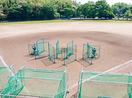 校外野球場の写真